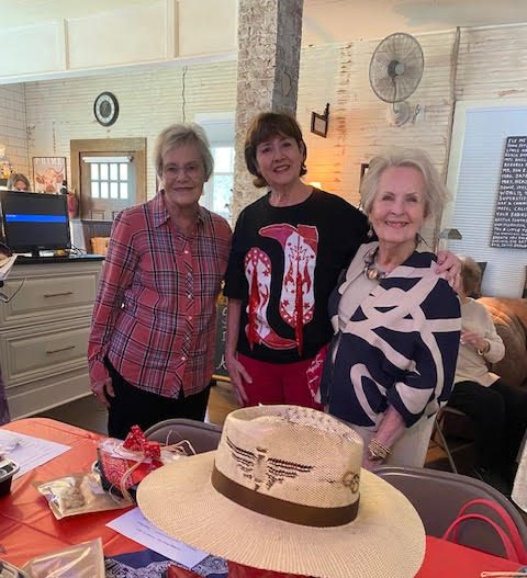 Carthage Book Club holds monthly meeting